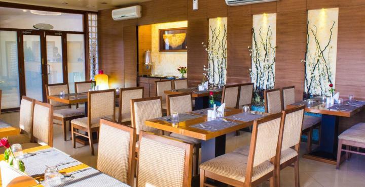 Hotel Phoenix Koregaon Park Pune Exteriör bild